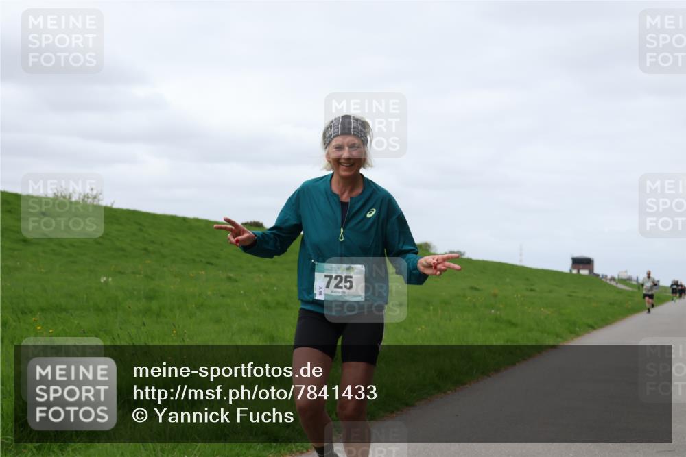 04.05.2025 - 8. Wedeler Halbmarathon Yannick Fuchs http://msf.ph/oto/7841433 04.05.2025 11:49:07 Laufen 725 meine-sportfotos.de
