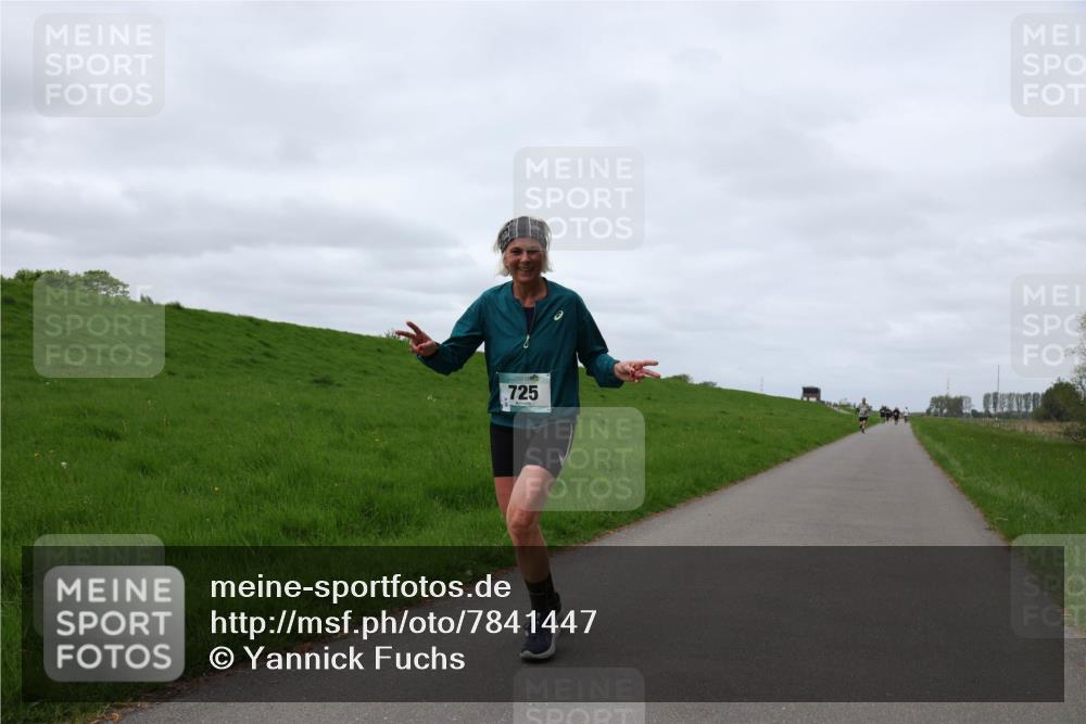 04.05.2025 - 8. Wedeler Halbmarathon Yannick Fuchs http://msf.ph/oto/7841447 04.05.2025 11:49:07 Laufen 725 meine-sportfotos.de