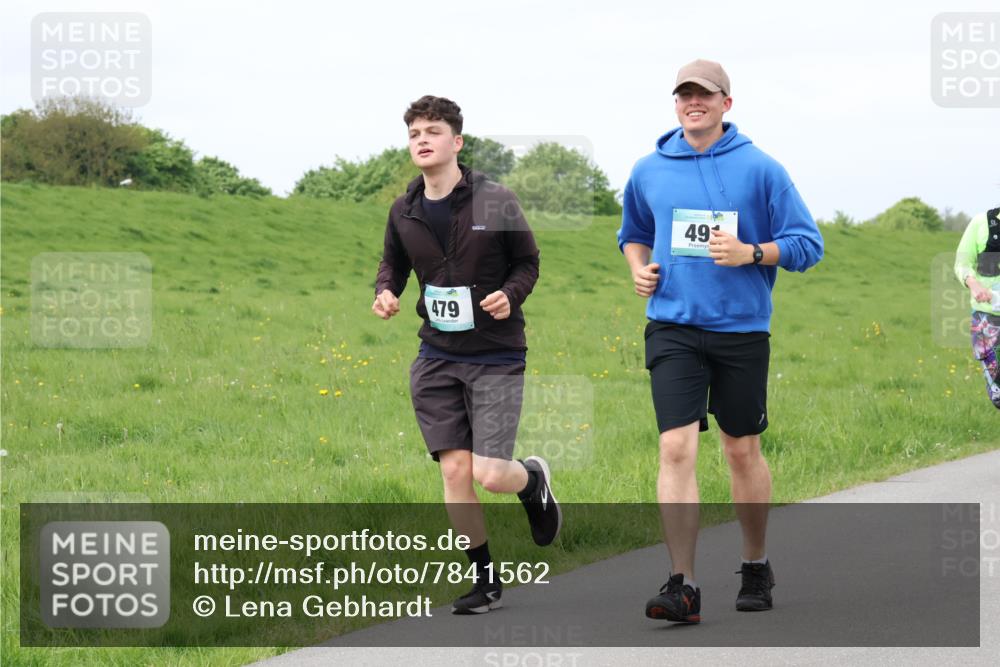 04.05.2025 - 8. Wedeler Halbmarathon Lena Gebhardt http://msf.ph/oto/7841562 04.05.2025 11:57:14 Laufen 479, 49 meine-sportfotos.de