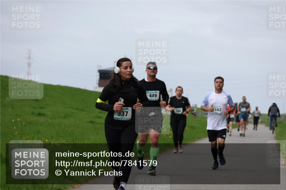 04.05.2025 - 8. Wedeler Halbmarathon Yannick Fuchs http://msf.ph/oto/7841579 04.05.2025 11:49:32 Laufen 537, 449, 396, 162 meine-sportfotos.de