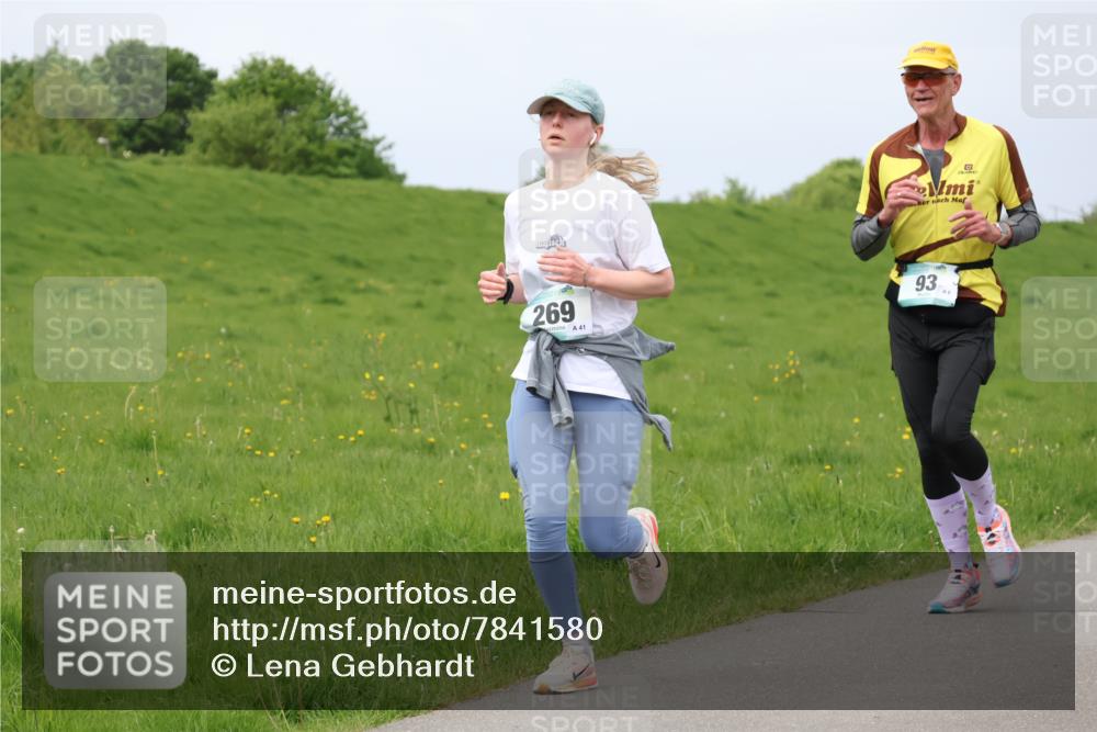 04.05.2025 - 8. Wedeler Halbmarathon Lena Gebhardt http://msf.ph/oto/7841580 04.05.2025 11:57:18 Laufen 269, 41, 93, 6 meine-sportfotos.de