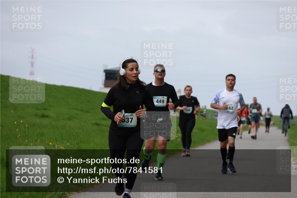 04.05.2025 - 8. Wedeler Halbmarathon Yannick Fuchs http://msf.ph/oto/7841581 04.05.2025 11:49:32 Laufen 637, 449, 396, 162 meine-sportfotos.de