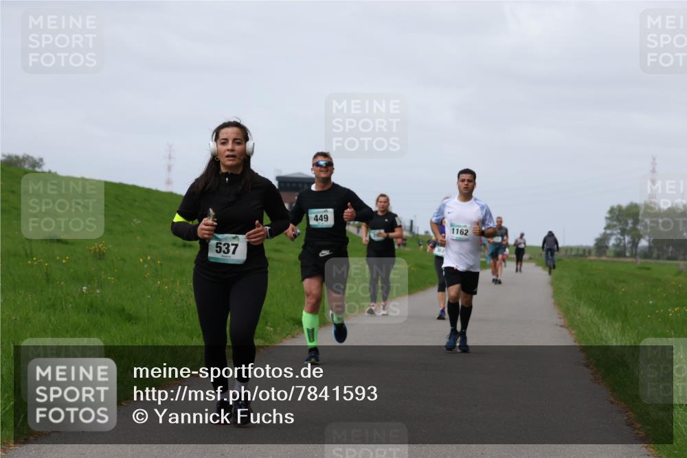 04.05.2025 - 8. Wedeler Halbmarathon Yannick Fuchs http://msf.ph/oto/7841593 04.05.2025 11:49:34 Laufen 537, 449, 1162 meine-sportfotos.de