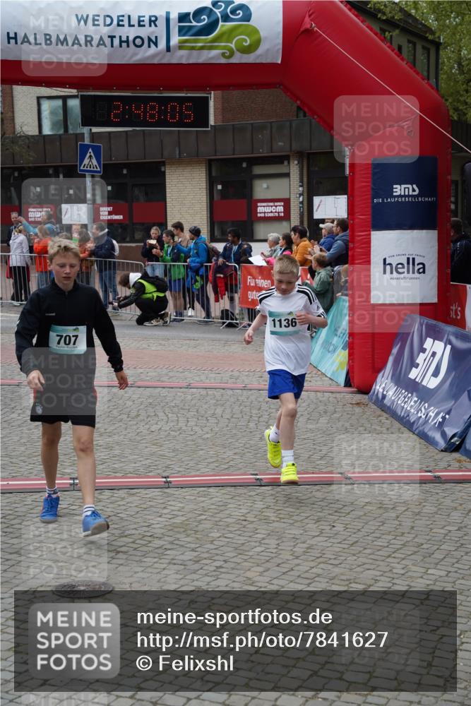 04.05.2025 - 8. Wedeler Halbmarathon Felixshl http://msf.ph/oto/7841627 04.05.2025 12:48:02 Ziel 707, 791, 898, 1078, 1136 meine-sportfotos.de