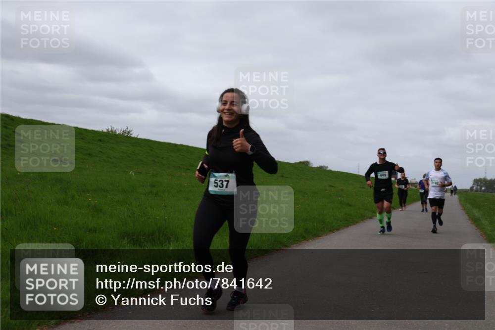 04.05.2025 - 8. Wedeler Halbmarathon Yannick Fuchs http://msf.ph/oto/7841642 04.05.2025 11:49:37 Laufen 449, 537, 1162 meine-sportfotos.de