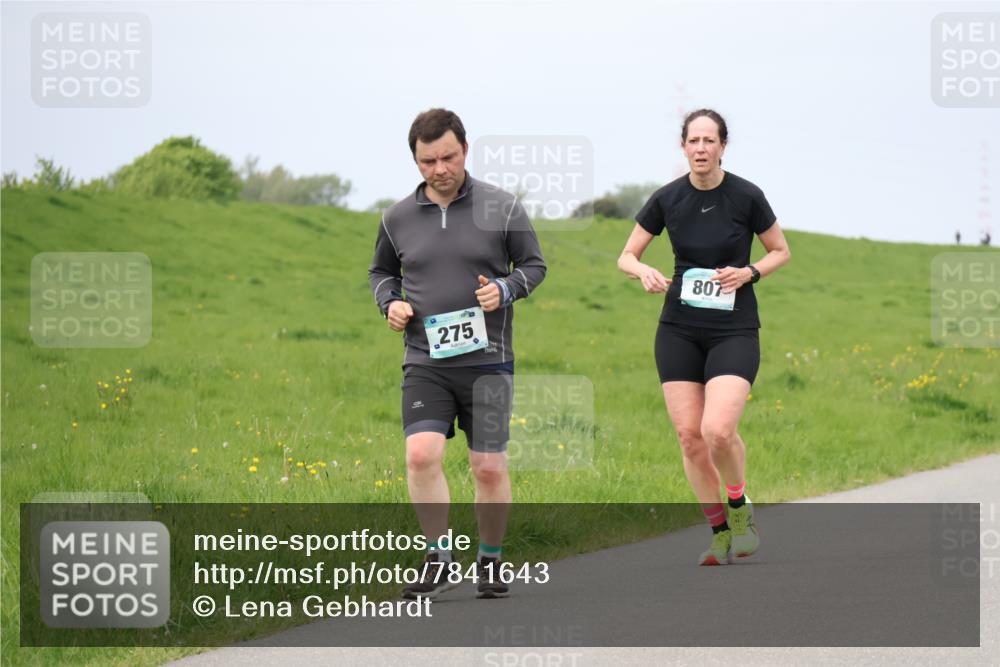 04.05.2025 - 8. Wedeler Halbmarathon Lena Gebhardt http://msf.ph/oto/7841643 04.05.2025 11:57:46 Laufen 275, 807 meine-sportfotos.de