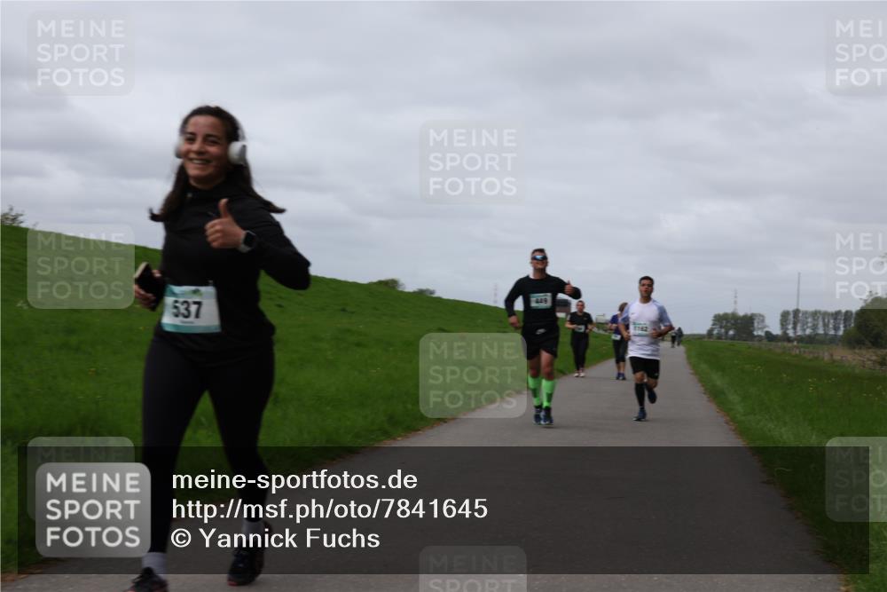 04.05.2025 - 8. Wedeler Halbmarathon Yannick Fuchs http://msf.ph/oto/7841645 04.05.2025 11:49:37 Laufen 537, 1449, 1162 meine-sportfotos.de