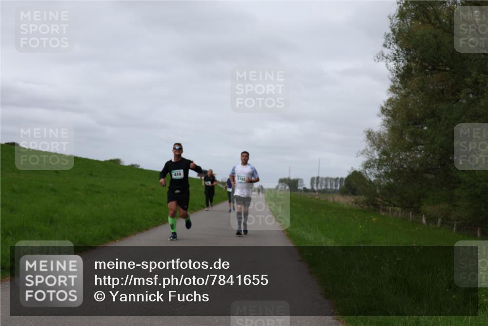 04.05.2025 - 8. Wedeler Halbmarathon Yannick Fuchs http://msf.ph/oto/7841655 04.05.2025 11:49:37 Laufen 449 meine-sportfotos.de