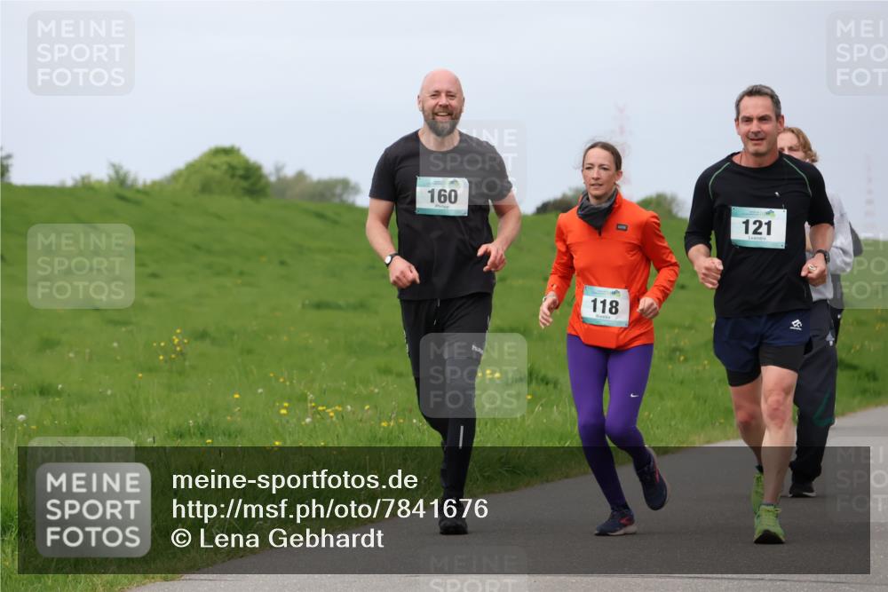 04.05.2025 - 8. Wedeler Halbmarathon Lena Gebhardt http://msf.ph/oto/7841676 04.05.2025 11:58:06 Laufen 160, 118, 121 meine-sportfotos.de