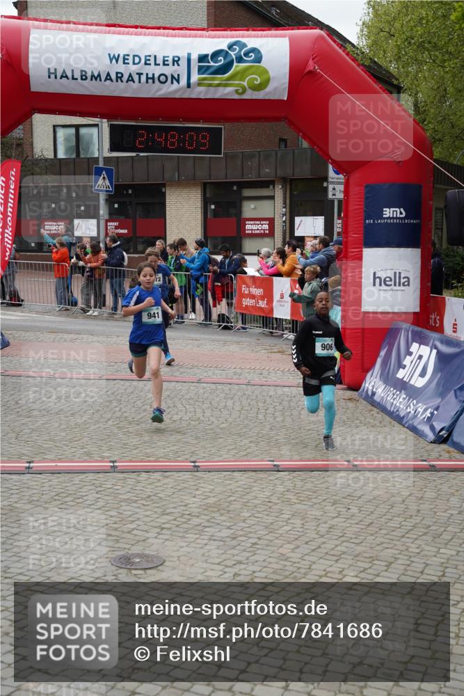 04.05.2025 - 8. Wedeler Halbmarathon Felixshl http://msf.ph/oto/7841686 04.05.2025 12:48:07 Ziel 899, 906, 941, 1072, 1136 meine-sportfotos.de