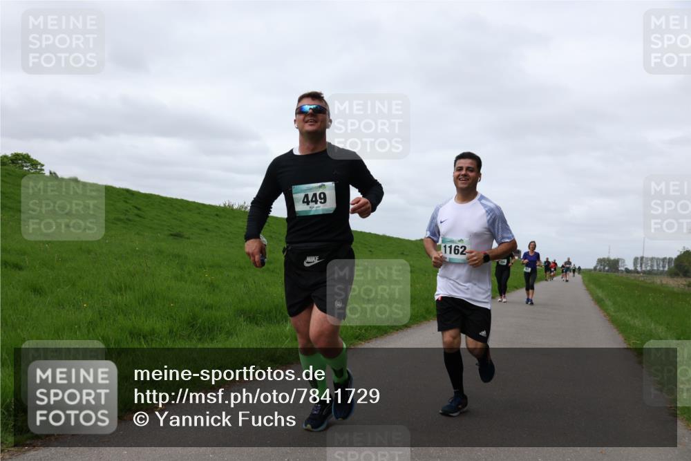04.05.2025 - 8. Wedeler Halbmarathon Yannick Fuchs http://msf.ph/oto/7841729 04.05.2025 11:49:40 Laufen 449, 1162 meine-sportfotos.de