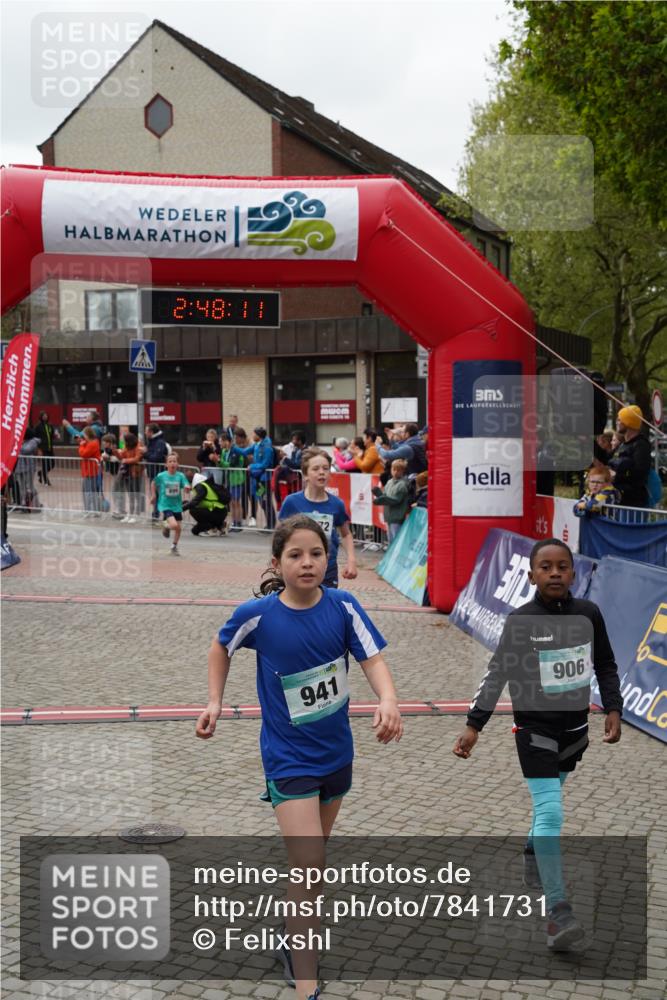 04.05.2025 - 8. Wedeler Halbmarathon Felixshl http://msf.ph/oto/7841731 04.05.2025 12:48:08 Ziel 899, 906, 941, 1072, 1136 meine-sportfotos.de