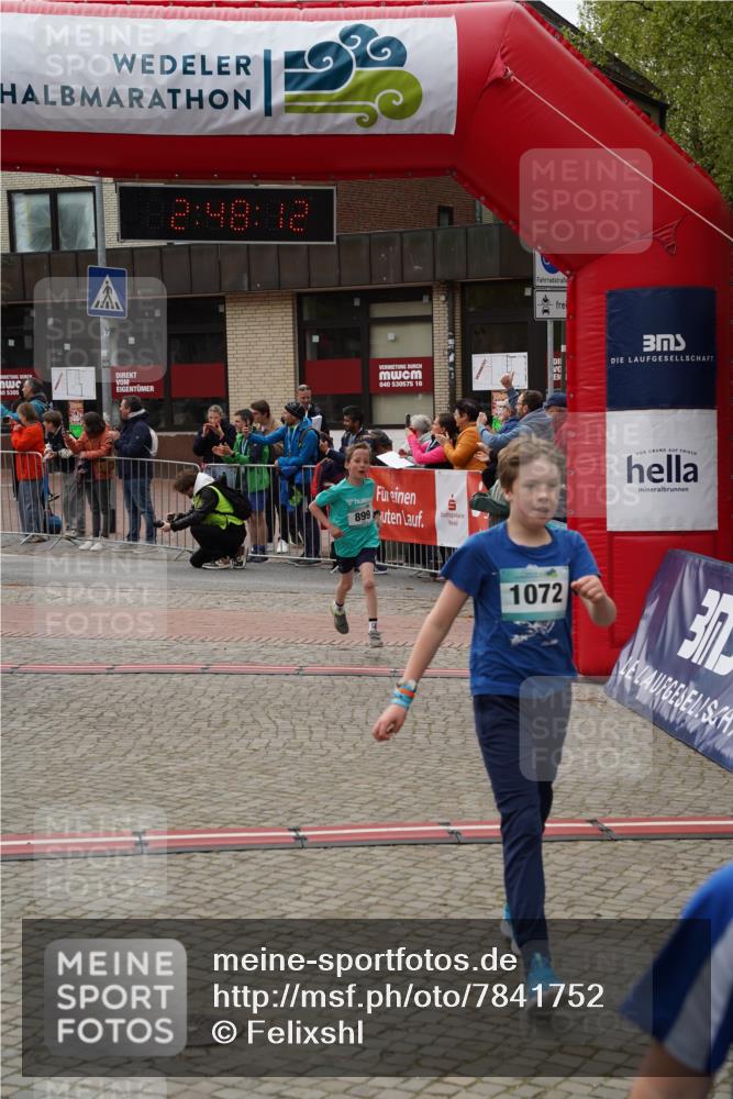 04.05.2025 - 8. Wedeler Halbmarathon Felixshl http://msf.ph/oto/7841752 04.05.2025 12:48:09 Ziel 542, 600, 899, 906, 941, 1072, 1192 meine-sportfotos.de