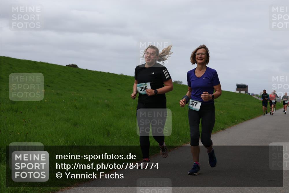 04.05.2025 - 8. Wedeler Halbmarathon Yannick Fuchs http://msf.ph/oto/7841774 04.05.2025 11:49:44 Laufen 396, 307 meine-sportfotos.de
