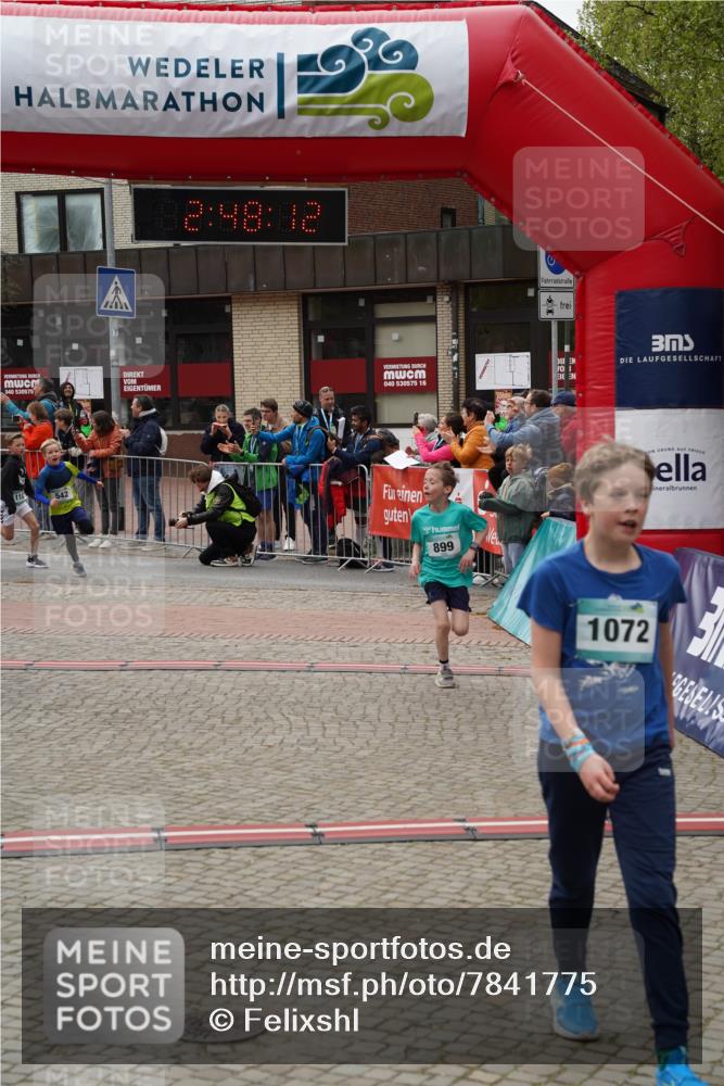 04.05.2025 - 8. Wedeler Halbmarathon Felixshl http://msf.ph/oto/7841775 04.05.2025 12:48:10 Ziel 542, 600, 899, 906, 941, 1072, 1192 meine-sportfotos.de
