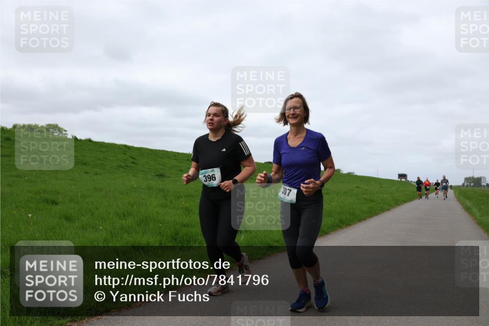 04.05.2025 - 8. Wedeler Halbmarathon Yannick Fuchs http://msf.ph/oto/7841796 04.05.2025 11:49:45 Laufen 396, 307 meine-sportfotos.de