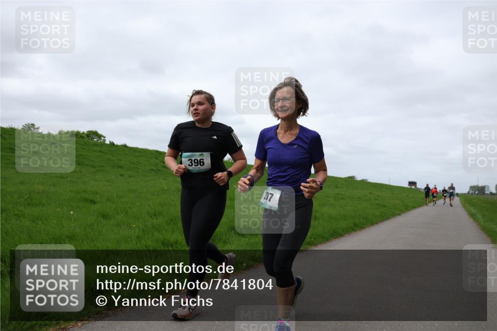 04.05.2025 - 8. Wedeler Halbmarathon Yannick Fuchs http://msf.ph/oto/7841804 04.05.2025 11:49:46 Laufen 396, 37 meine-sportfotos.de