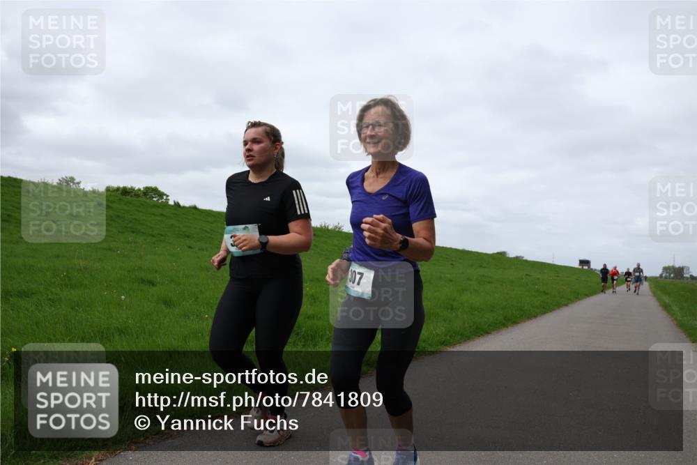 04.05.2025 - 8. Wedeler Halbmarathon Yannick Fuchs http://msf.ph/oto/7841809 04.05.2025 11:49:46 Laufen 307 meine-sportfotos.de