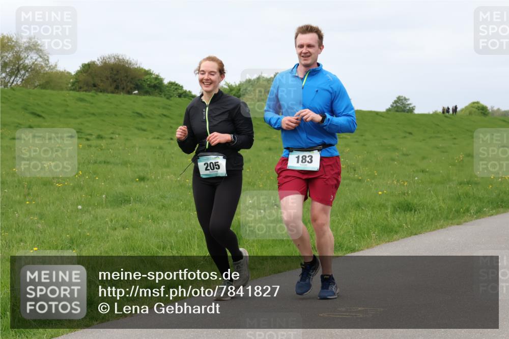 04.05.2025 - 8. Wedeler Halbmarathon Lena Gebhardt http://msf.ph/oto/7841827 04.05.2025 11:59:41 Laufen 205, 183 meine-sportfotos.de