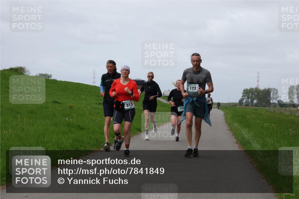 04.05.2025 - 8. Wedeler Halbmarathon Yannick Fuchs http://msf.ph/oto/7841849 04.05.2025 11:49:52 Laufen 313, 734, 172 meine-sportfotos.de