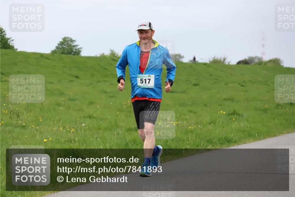 04.05.2025 - 8. Wedeler Halbmarathon Lena Gebhardt http://msf.ph/oto/7841893 04.05.2025 12:00:24 Laufen 517 meine-sportfotos.de