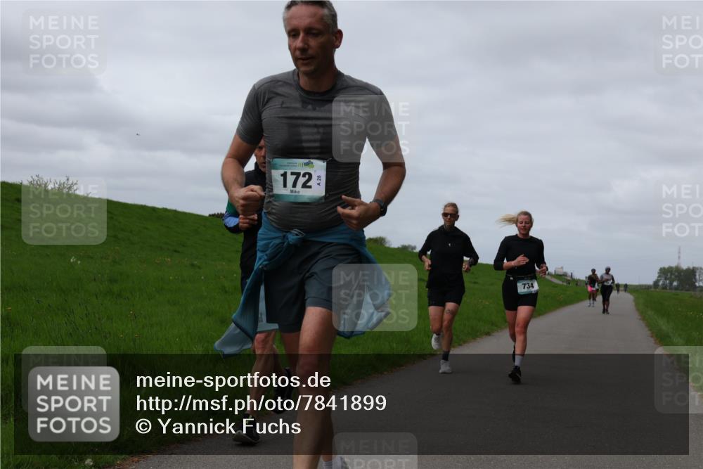 04.05.2025 - 8. Wedeler Halbmarathon Yannick Fuchs http://msf.ph/oto/7841899 04.05.2025 11:49:56 Laufen 172, 734 meine-sportfotos.de