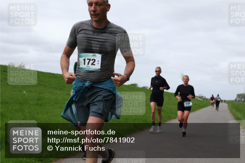 04.05.2025 - 8. Wedeler Halbmarathon Yannick Fuchs http://msf.ph/oto/7841902 04.05.2025 11:49:57 Laufen 172, 28, 734 meine-sportfotos.de
