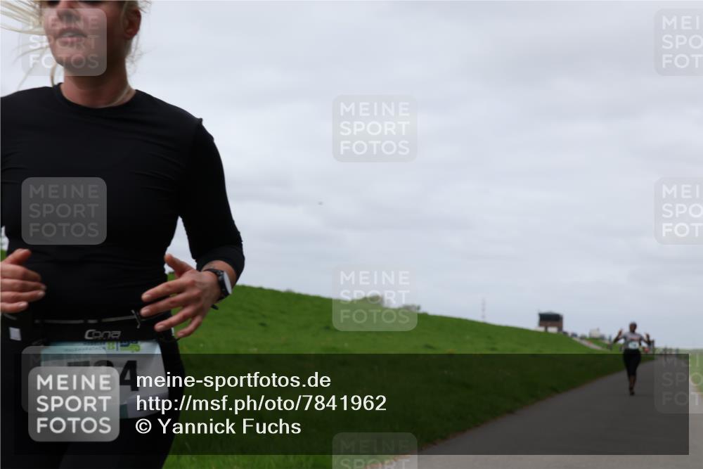 04.05.2025 - 8. Wedeler Halbmarathon Yannick Fuchs http://msf.ph/oto/7841962 04.05.2025 11:49:59 Laufen 81, 734, 86 meine-sportfotos.de