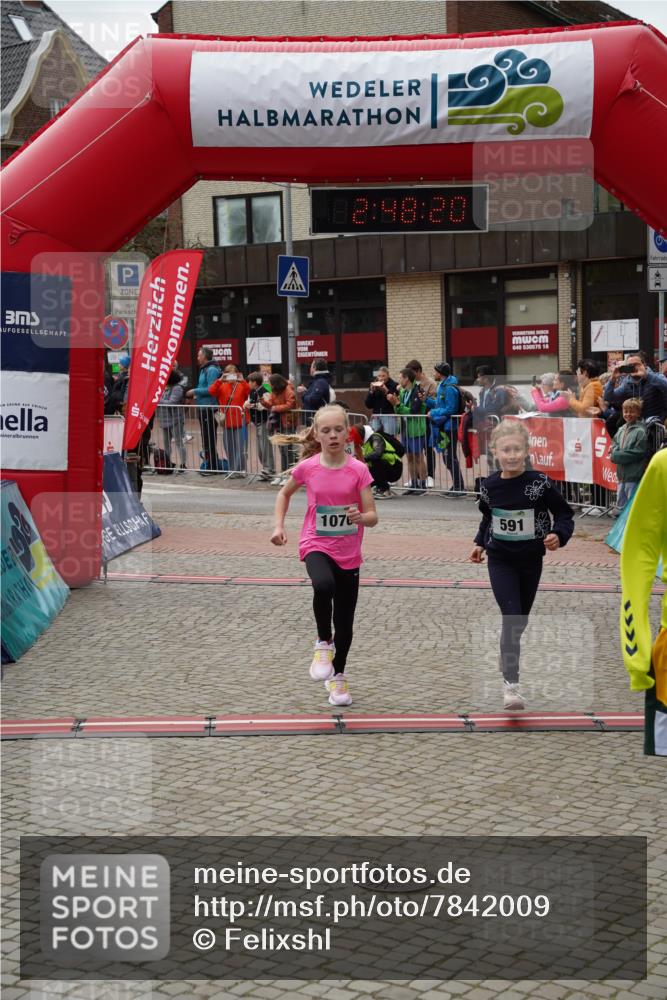 04.05.2025 - 8. Wedeler Halbmarathon Felixshl http://msf.ph/oto/7842009 04.05.2025 12:48:18 Ziel 161, 542, 591, 600, 900, 1076, 1191, 1192 meine-sportfotos.de