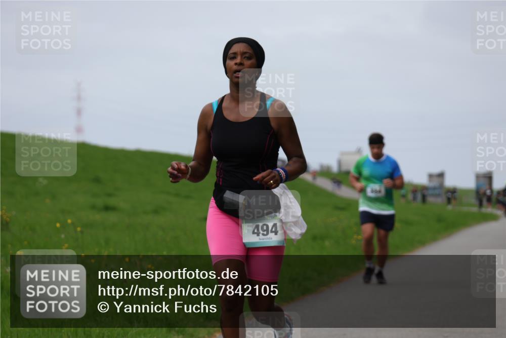 04.05.2025 - 8. Wedeler Halbmarathon Yannick Fuchs http://msf.ph/oto/7842105 04.05.2025 11:50:09 Laufen 494 meine-sportfotos.de