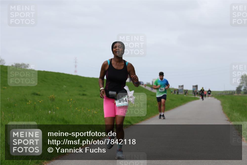 04.05.2025 - 8. Wedeler Halbmarathon Yannick Fuchs http://msf.ph/oto/7842118 04.05.2025 11:50:09 Laufen 494 meine-sportfotos.de