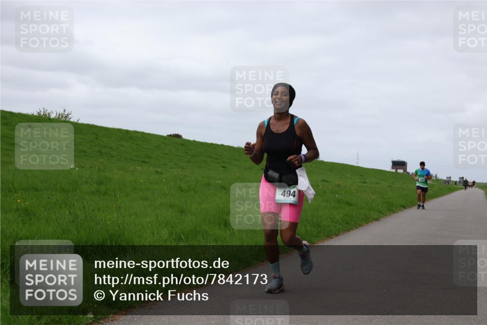 04.05.2025 - 8. Wedeler Halbmarathon Yannick Fuchs http://msf.ph/oto/7842173 04.05.2025 11:50:11 Laufen 494 meine-sportfotos.de