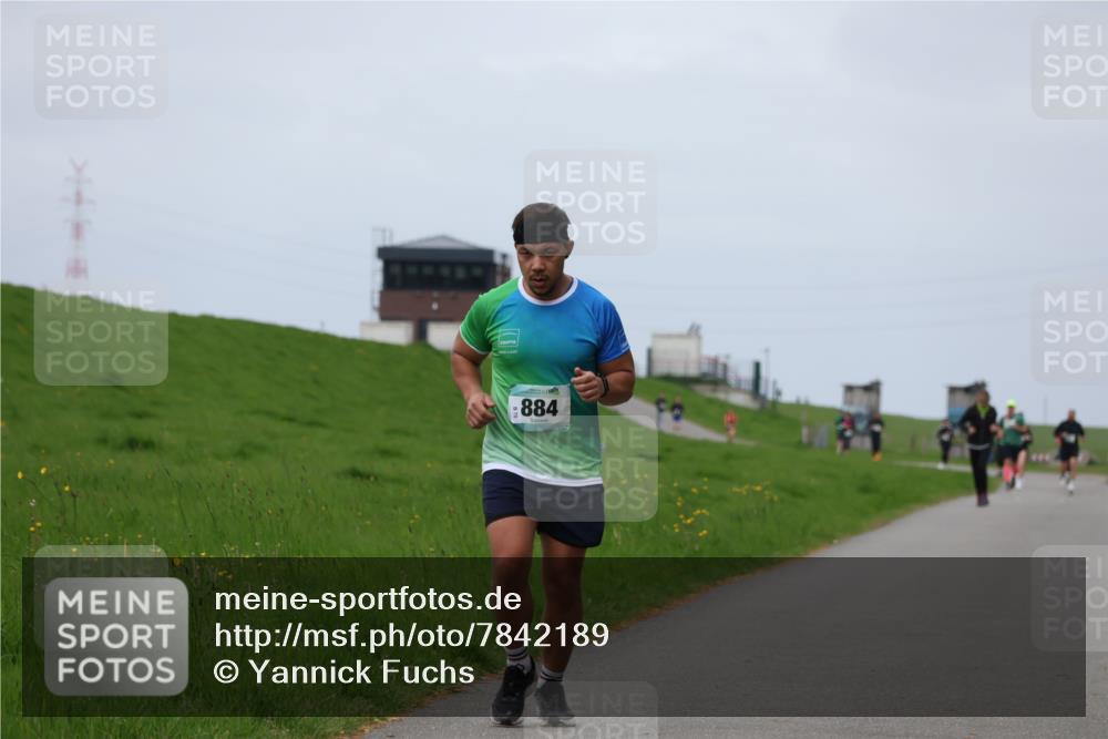04.05.2025 - 8. Wedeler Halbmarathon Yannick Fuchs http://msf.ph/oto/7842189 04.05.2025 11:50:14 Laufen 884 meine-sportfotos.de