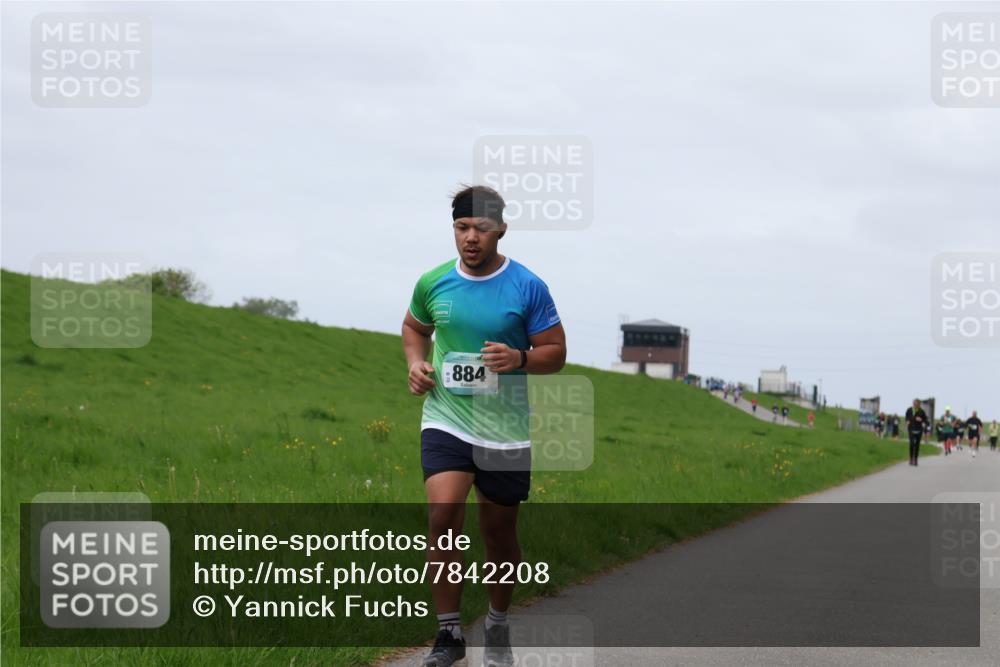 04.05.2025 - 8. Wedeler Halbmarathon Yannick Fuchs http://msf.ph/oto/7842208 04.05.2025 11:50:17 Laufen 884 meine-sportfotos.de