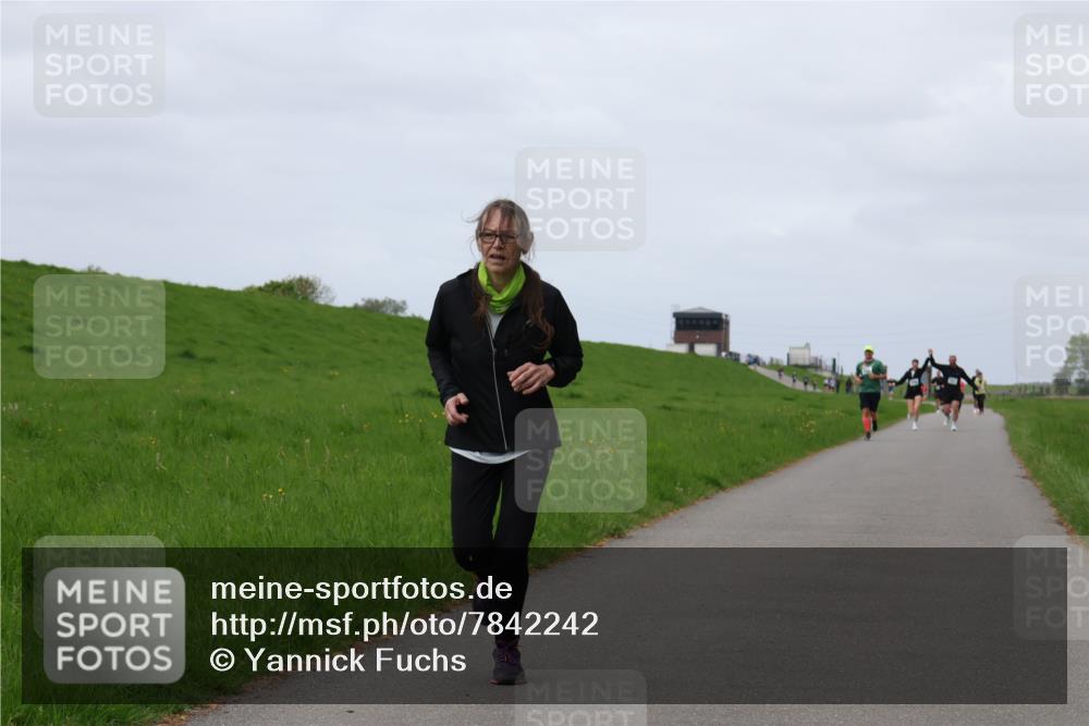 04.05.2025 - 8. Wedeler Halbmarathon Yannick Fuchs http://msf.ph/oto/7842242 04.05.2025 11:50:43 Laufen  meine-sportfotos.de