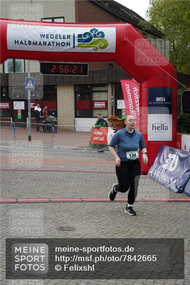 04.05.2025 - 8. Wedeler Halbmarathon Felixshl http://msf.ph/oto/7842665 04.05.2025 12:56:18 Ziel 134 meine-sportfotos.de