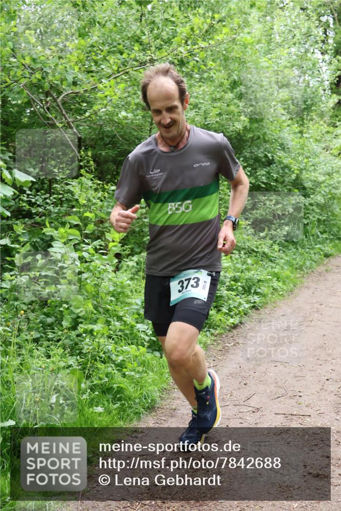 04.05.2025 - 8. Wedeler Halbmarathon Lena Gebhardt http://msf.ph/oto/7842688 04.05.2025 11:17:48 Laufen  meine-sportfotos.de