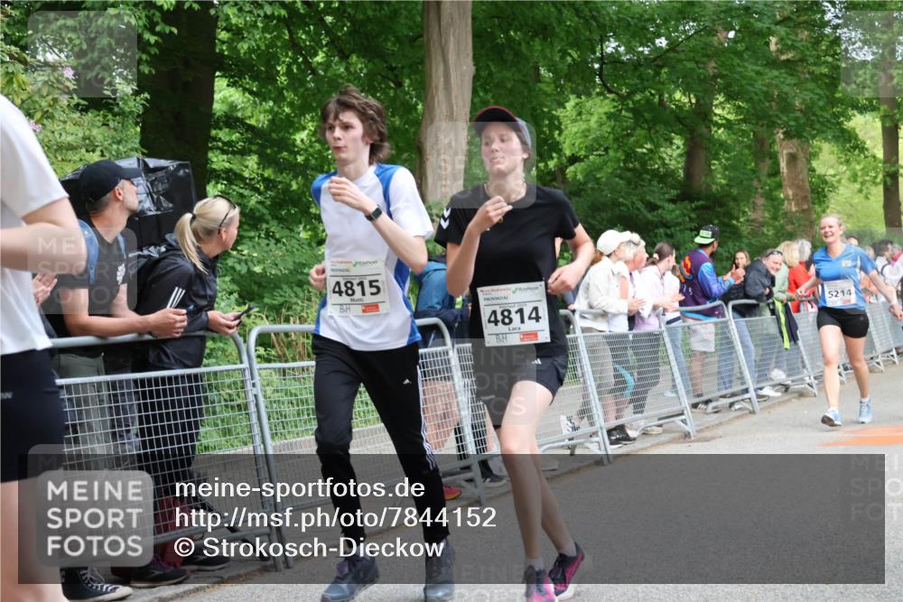 17.05.2025 - Störlauf Strokosch-Dieckow http://msf.ph/oto/7844152 17.05.2025 19:00:37 Ziel 4815, 4814, 5214 meine-sportfotos.de