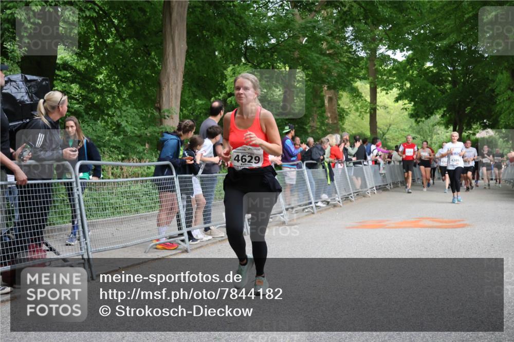 17.05.2025 - Störlauf Strokosch-Dieckow http://msf.ph/oto/7844182 17.05.2025 19:00:48 Ziel 4629, 436, 4205 meine-sportfotos.de
