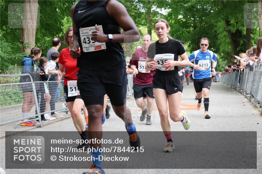 17.05.2025 - Störlauf Strokosch-Dieckow http://msf.ph/oto/7844215 17.05.2025 19:00:58 Ziel 51, 435, 51, 435, 5212 meine-sportfotos.de