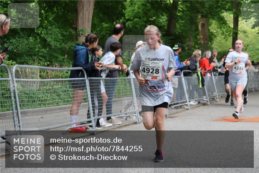 17.05.2025 - Störlauf Strokosch-Dieckow http://msf.ph/oto/7844255 17.05.2025 19:01:13 Ziel 20, 2025, 4928, 4243 meine-sportfotos.de