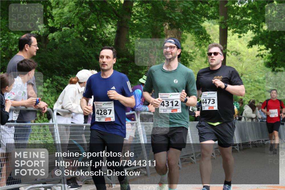 17.05.2025 - Störlauf Strokosch-Dieckow http://msf.ph/oto/7844311 17.05.2025 19:01:39 Ziel 493, 2025, 4287, 2025, 4312, 4473, 4951 meine-sportfotos.de
