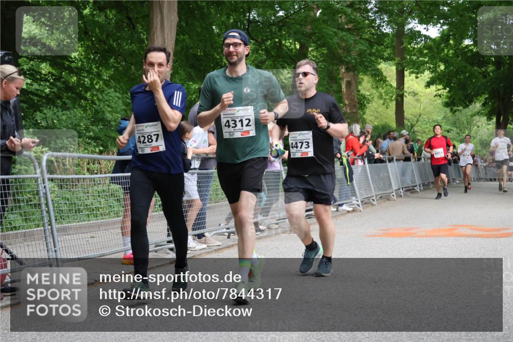 17.05.2025 - Störlauf Strokosch-Dieckow http://msf.ph/oto/7844317 17.05.2025 19:01:41 Ziel 4287, 4312, 495, 4473, 4951, 4654, 5279 meine-sportfotos.de
