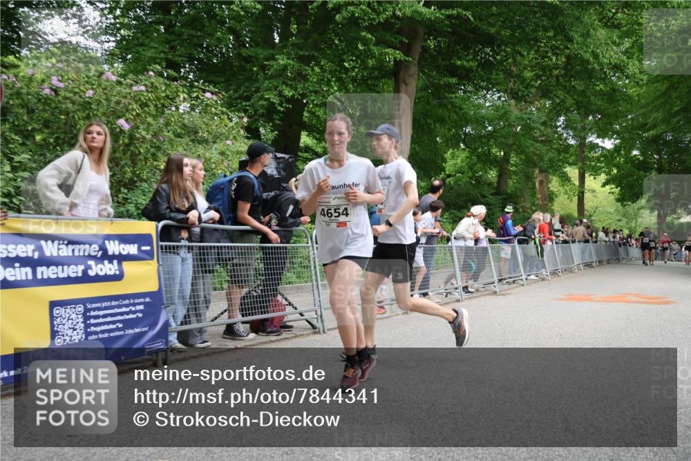 17.05.2025 - Störlauf Strokosch-Dieckow http://msf.ph/oto/7844341 17.05.2025 19:01:50 Ziel 4654 meine-sportfotos.de