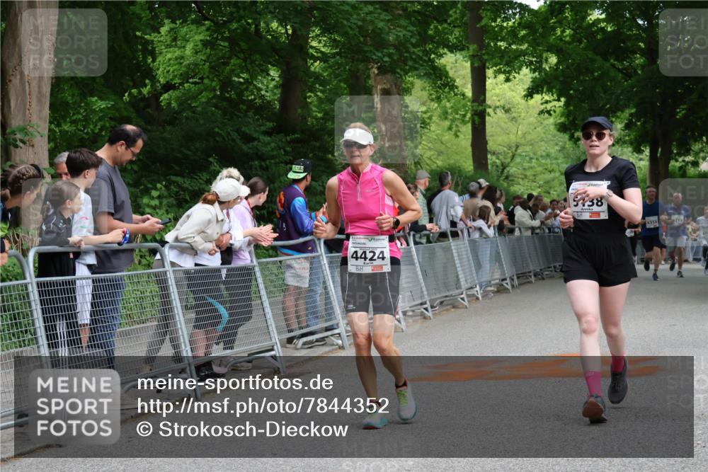 17.05.2025 - Störlauf Strokosch-Dieckow http://msf.ph/oto/7844352 17.05.2025 19:02:03 Ziel 4424, 5738, 4353 meine-sportfotos.de