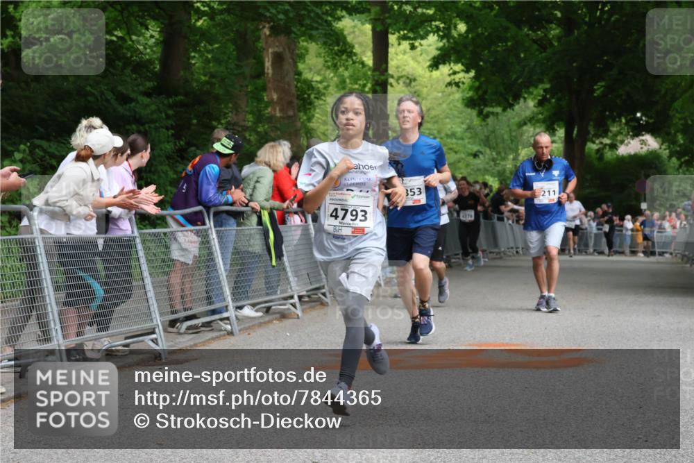 17.05.2025 - Störlauf Strokosch-Dieckow http://msf.ph/oto/7844365 17.05.2025 19:02:09 Ziel 353, 4793, 4376, 211 meine-sportfotos.de