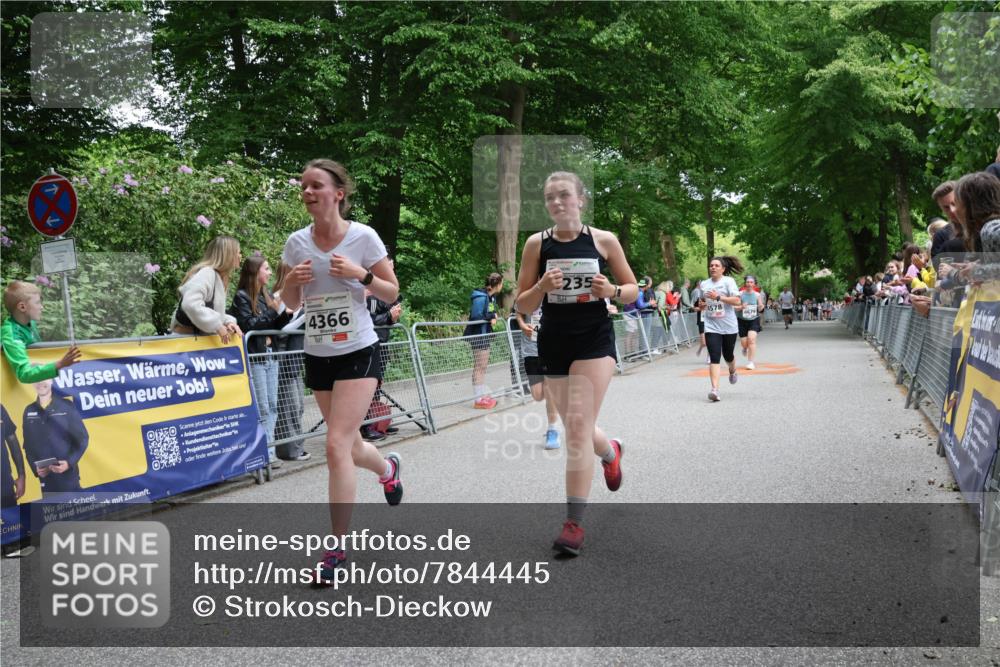 17.05.2025 - Störlauf Strokosch-Dieckow http://msf.ph/oto/7844445 17.05.2025 19:02:46 Ziel 4366, 235, 4578, 4679 meine-sportfotos.de