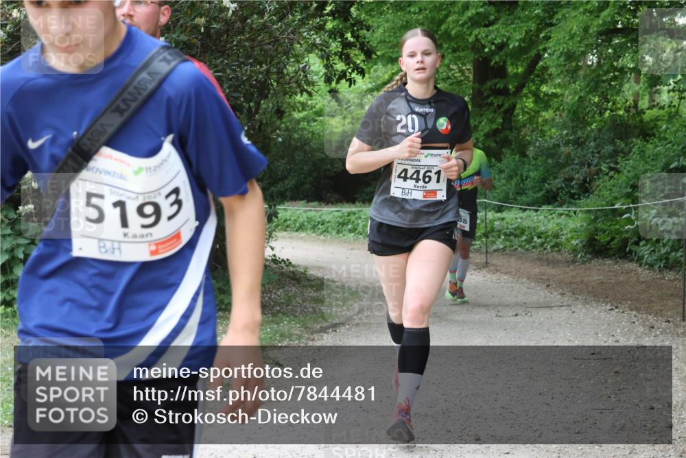 17.05.2025 - Störlauf Strokosch-Dieckow http://msf.ph/oto/7844481 17.05.2025 18:51:47 Laufen 20, 5193, 2025, 4461, 8 meine-sportfotos.de