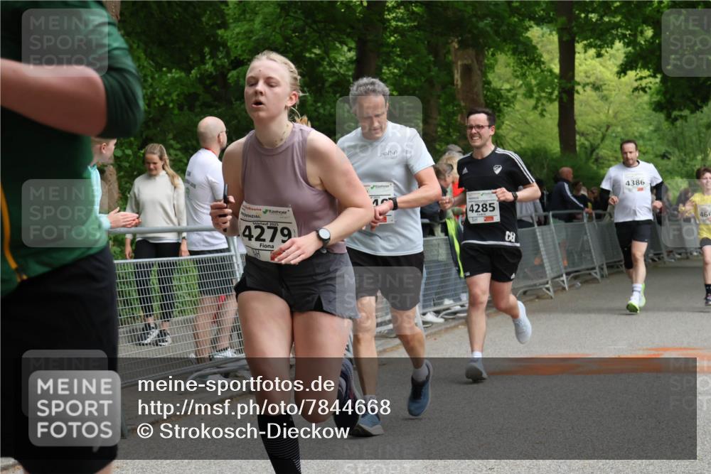 17.05.2025 - Störlauf Strokosch-Dieckow http://msf.ph/oto/7844668 17.05.2025 19:04:32 Ziel 2025, 4279, 1724, 4386, 4285, 46 meine-sportfotos.de