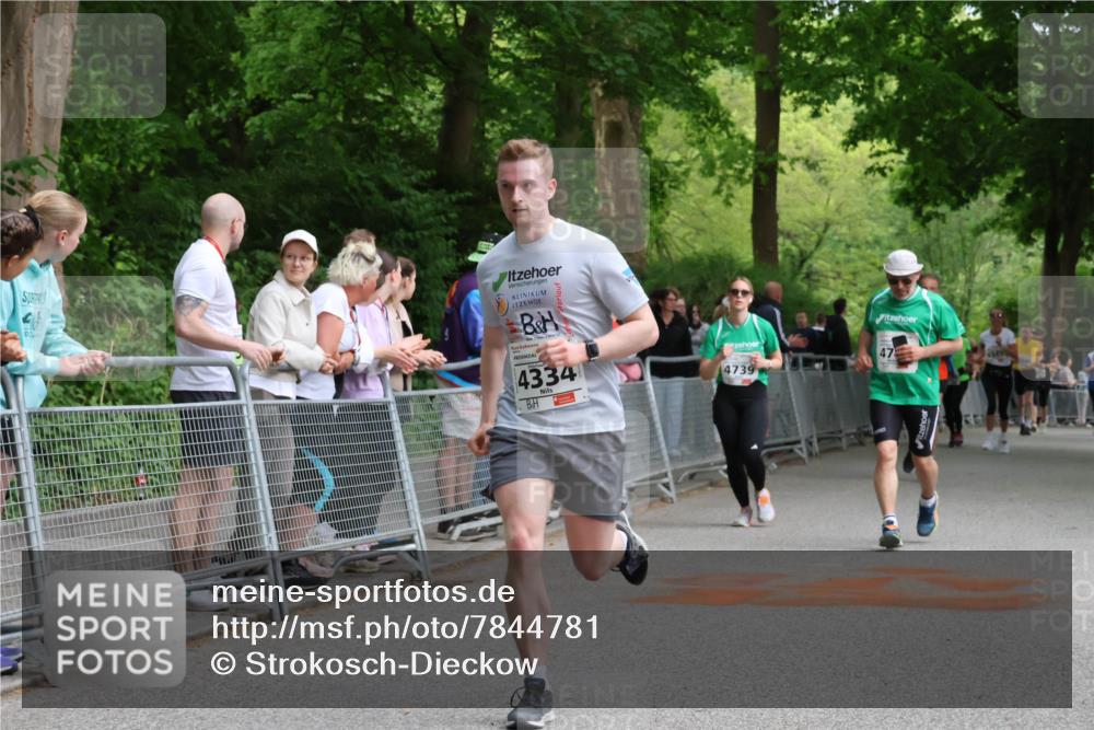 17.05.2025 - Störlauf Strokosch-Dieckow http://msf.ph/oto/7844781 17.05.2025 19:05:34 Ziel 4334, 47, 4739 meine-sportfotos.de